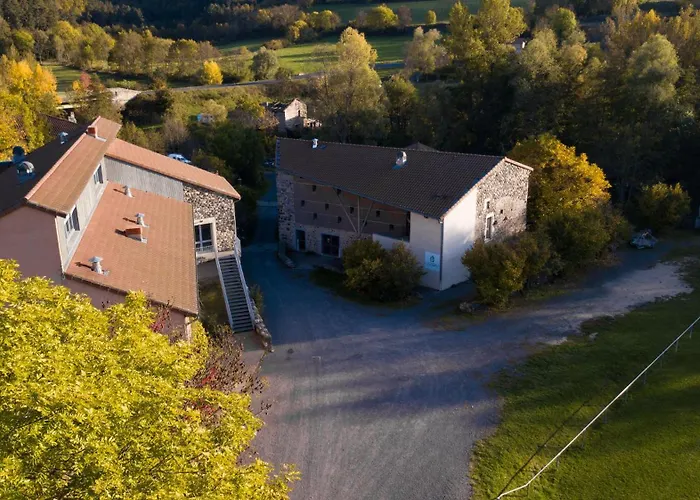 Les Batisses De Colempce *